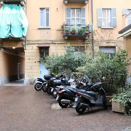 Via Custodi - Navigli House Selection Apartamento